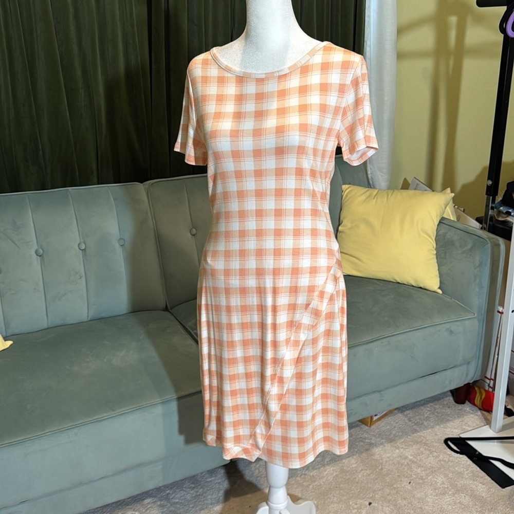 41 Hawthorn NWT Peach and White Short Sleeve Plaid Dress Lightweight Rayon
